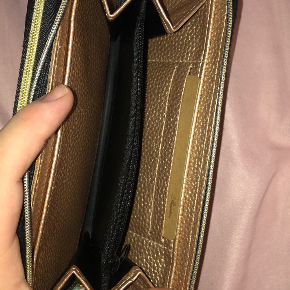 Wallet - Picture 5 of 8